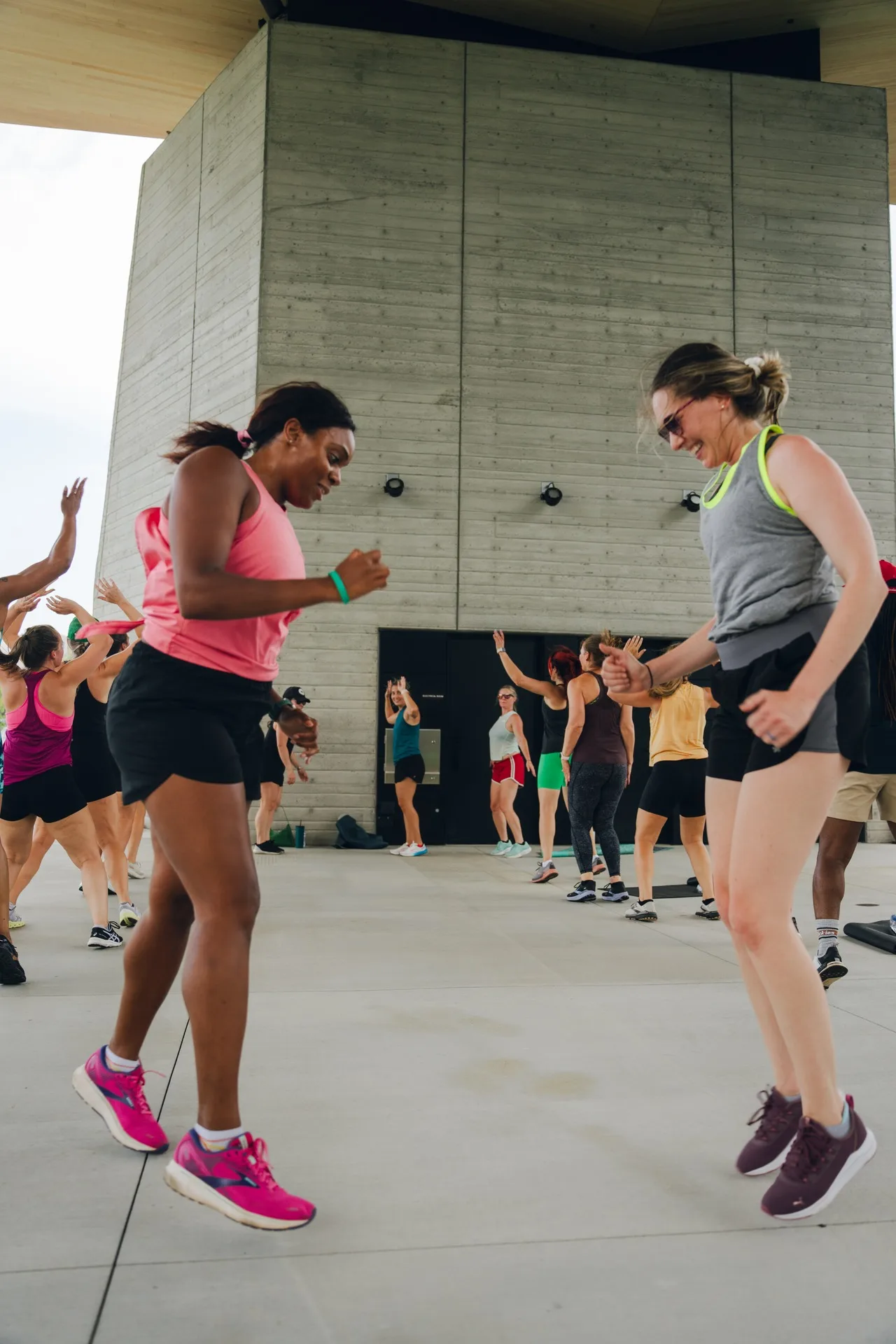 Oro_Luxury_Apartment_Community-Neighborhood25_Charlotte_NC