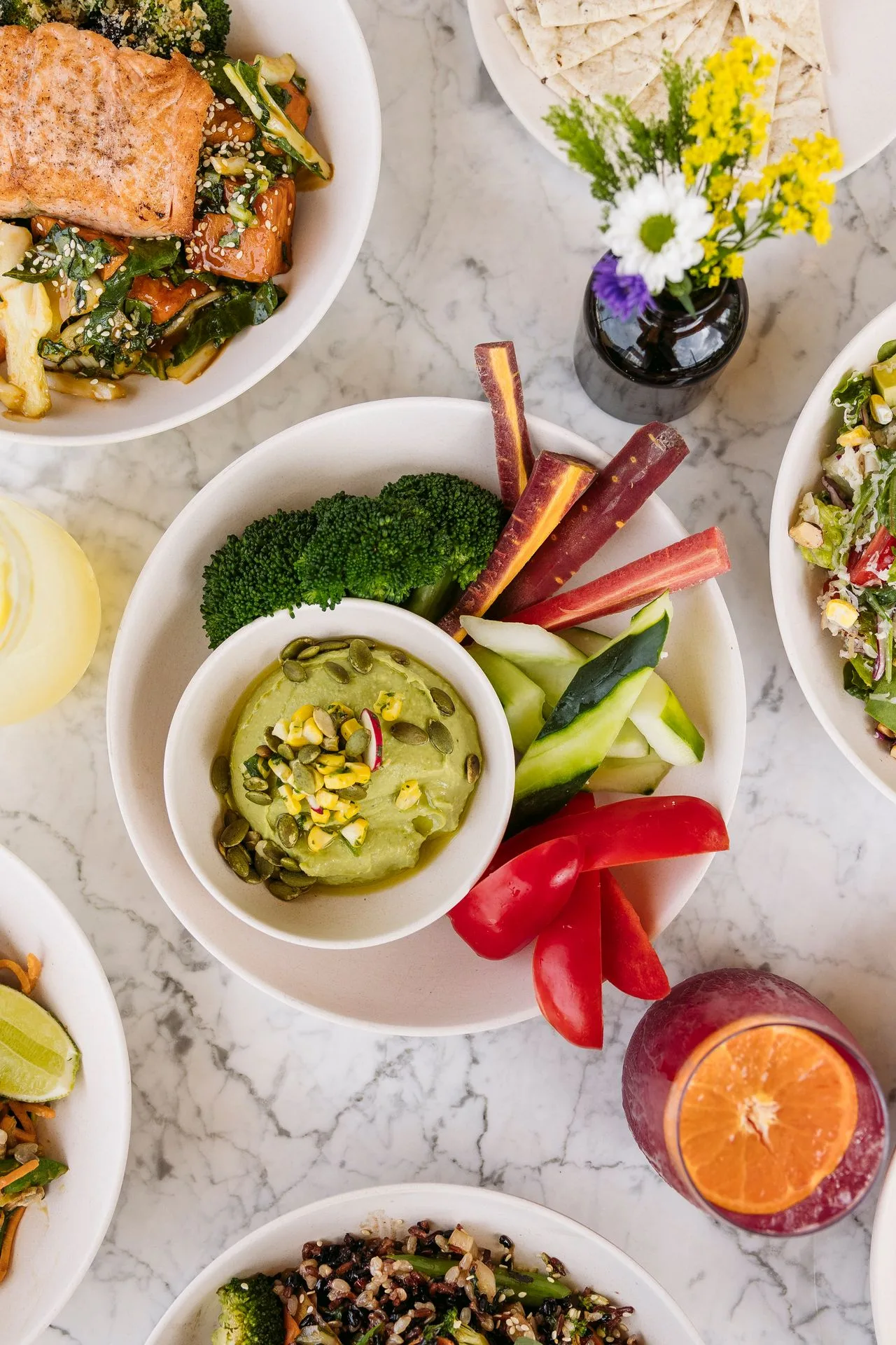 Oro_Luxury_Apartment_Community-Neighborhood3_Charlotte_NC