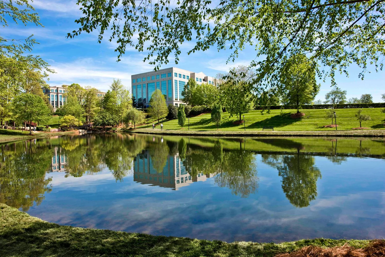 Oro_Luxury_Apartment_Community-Neighborhood10_Charlotte_NC