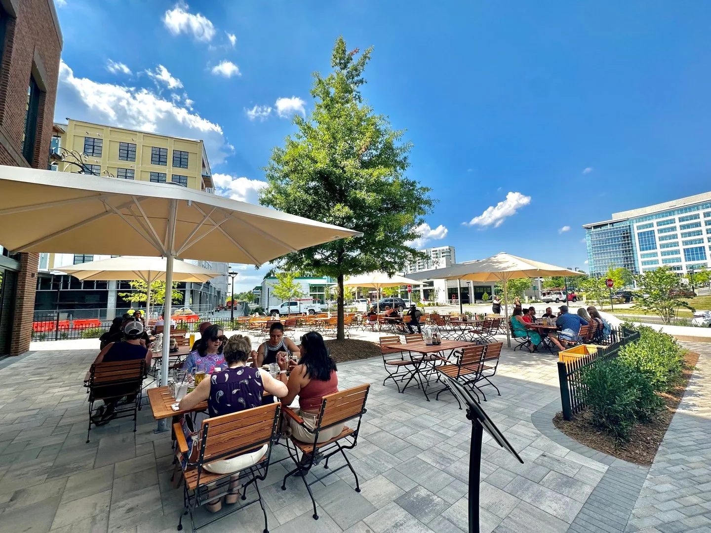 Oro_Luxury_Apartment_Community-Neighborhood21_Charlotte_NC