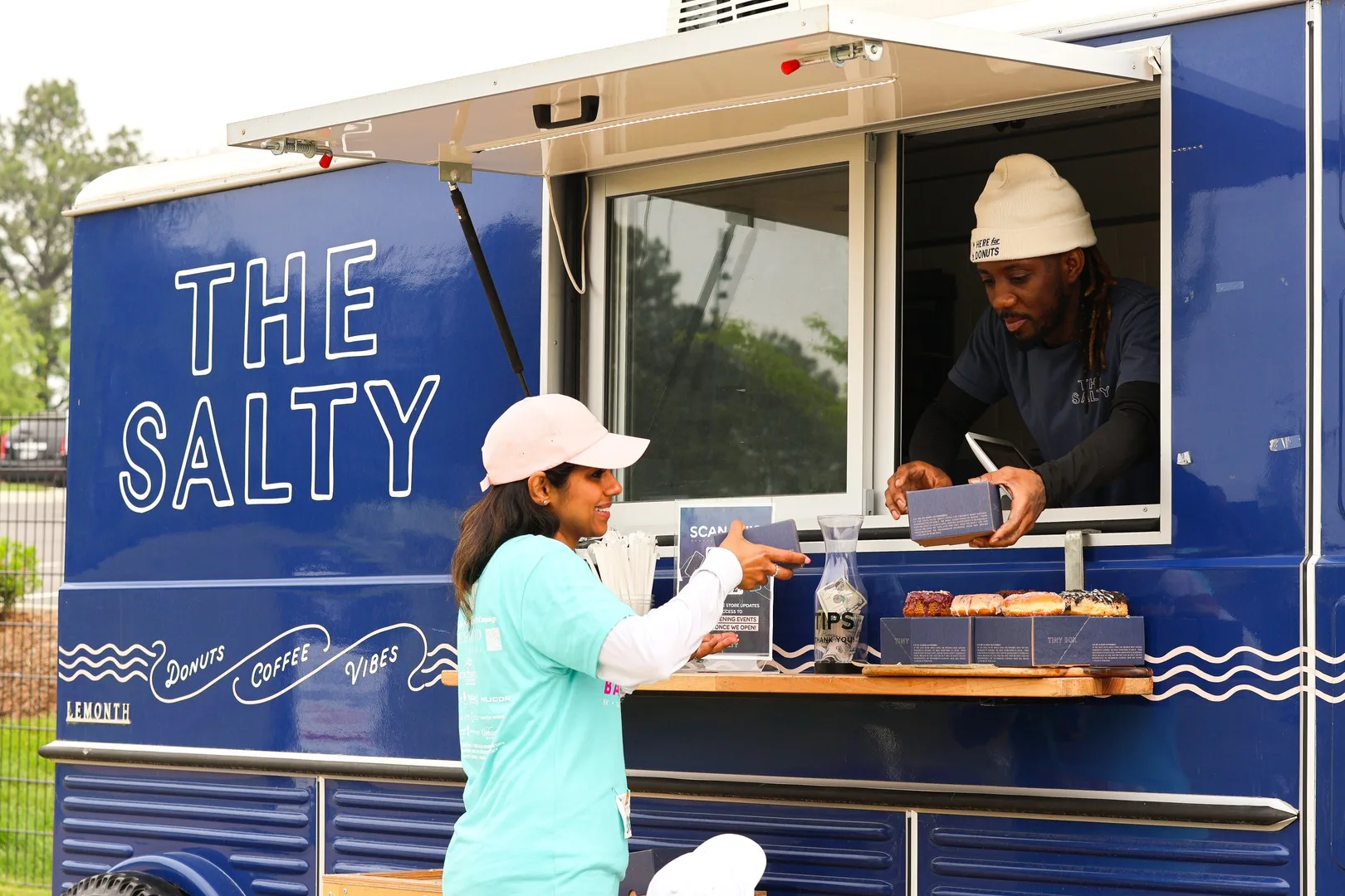 Oro_Luxury_Apartment_Community-Neighborhood22_Charlotte_NC