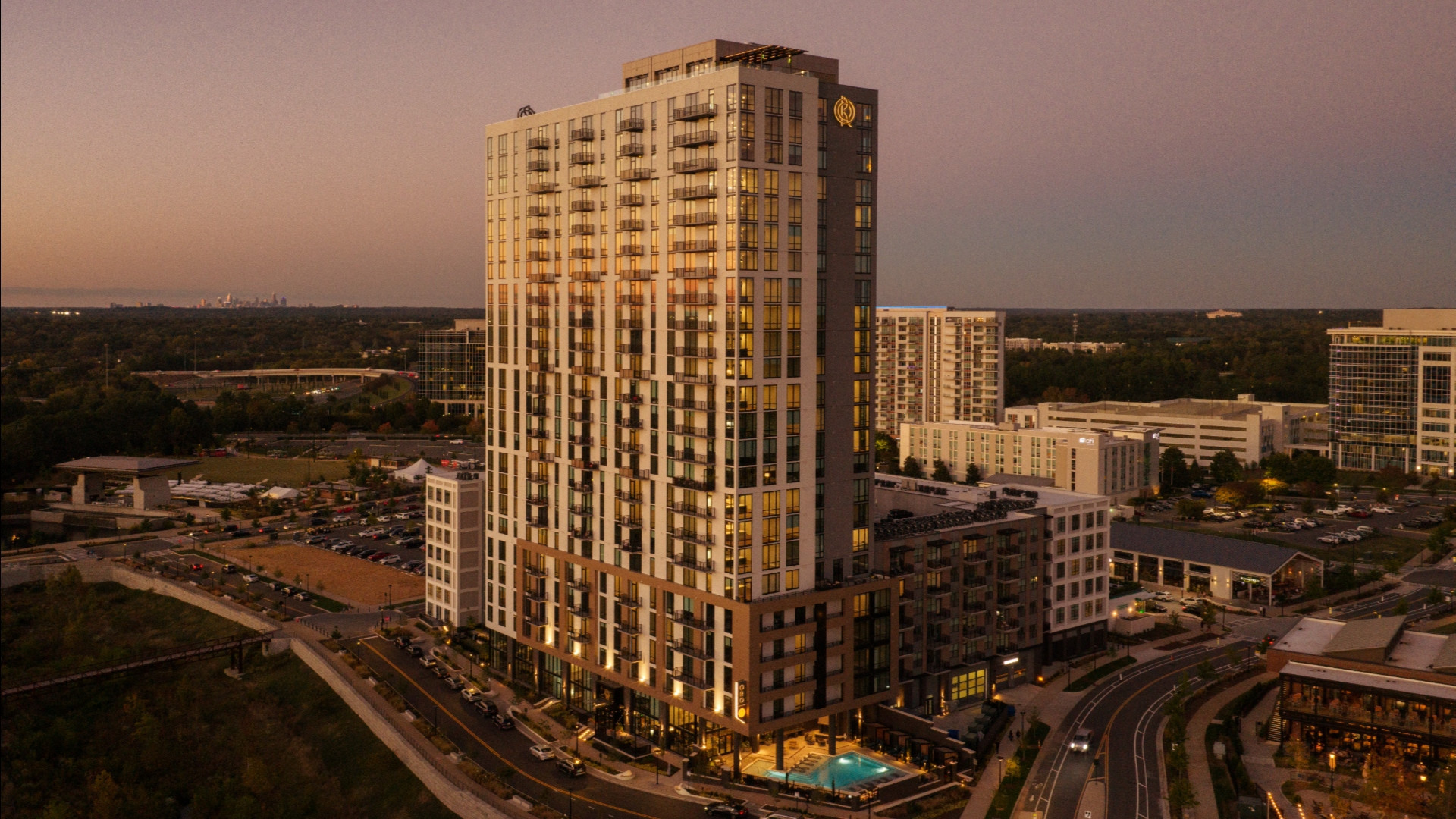 Oro Ballantyne Exterior