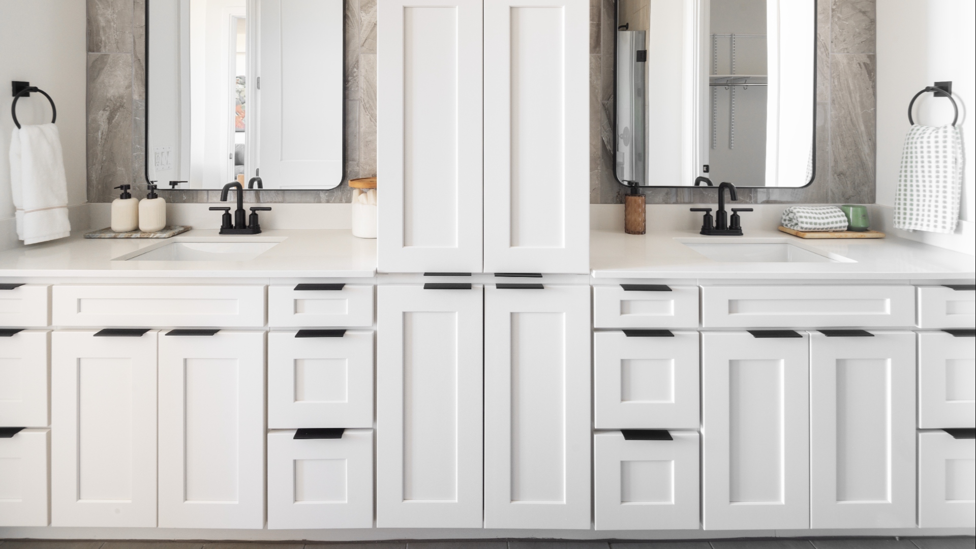 Oro Ballantyne Two Bedroom Apartment Bathroom